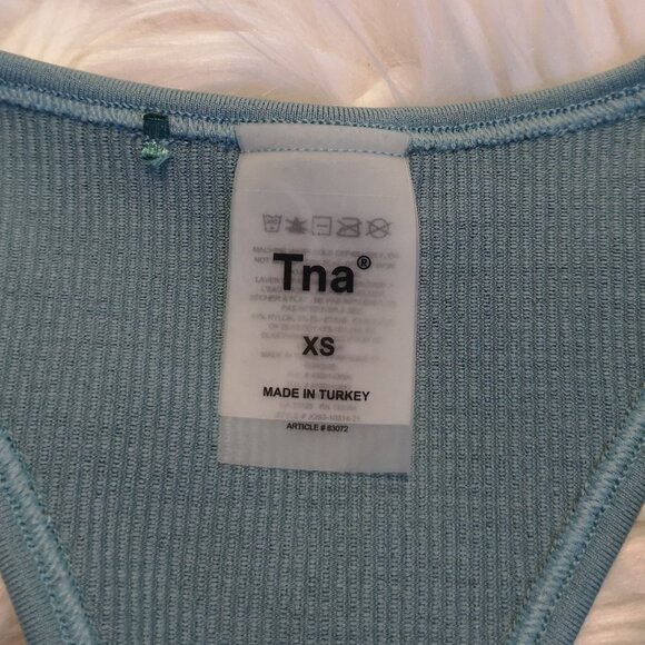 Aritzia TNA Seamless Ribbed Crop Top in Teal - Size XS - Picture 2 of 2